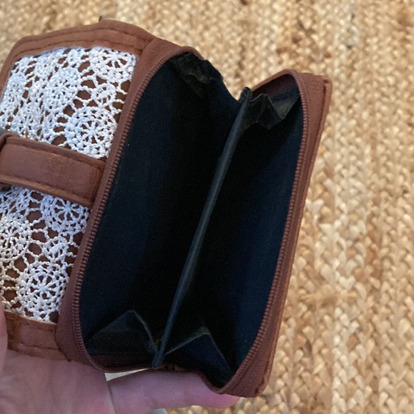 Wallet - Picture 3 of 3